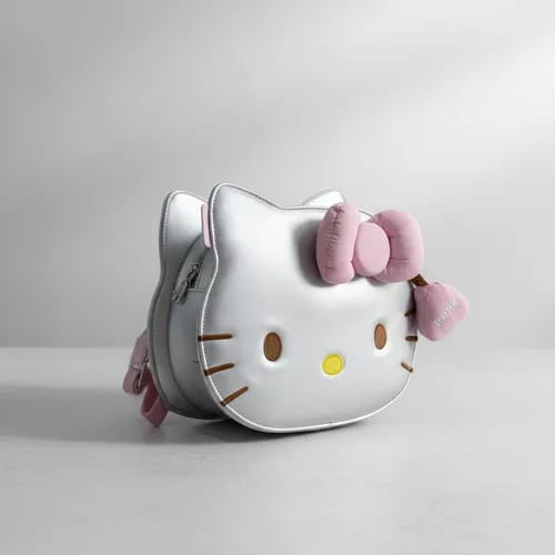 60c113bf-eb97-4e25-b102-0ec0dca2b83f